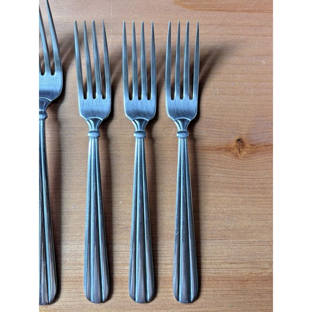 Oneida Unity Flatware 6 Forks 3- Dinner & 3 Salad Stainless USA - Picture 3 of 4